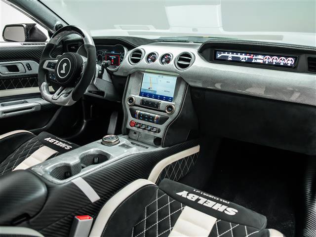 Used 2022 Ford Mustang Shelby GT500 w/ Carbon Fiber Track Pack image 18