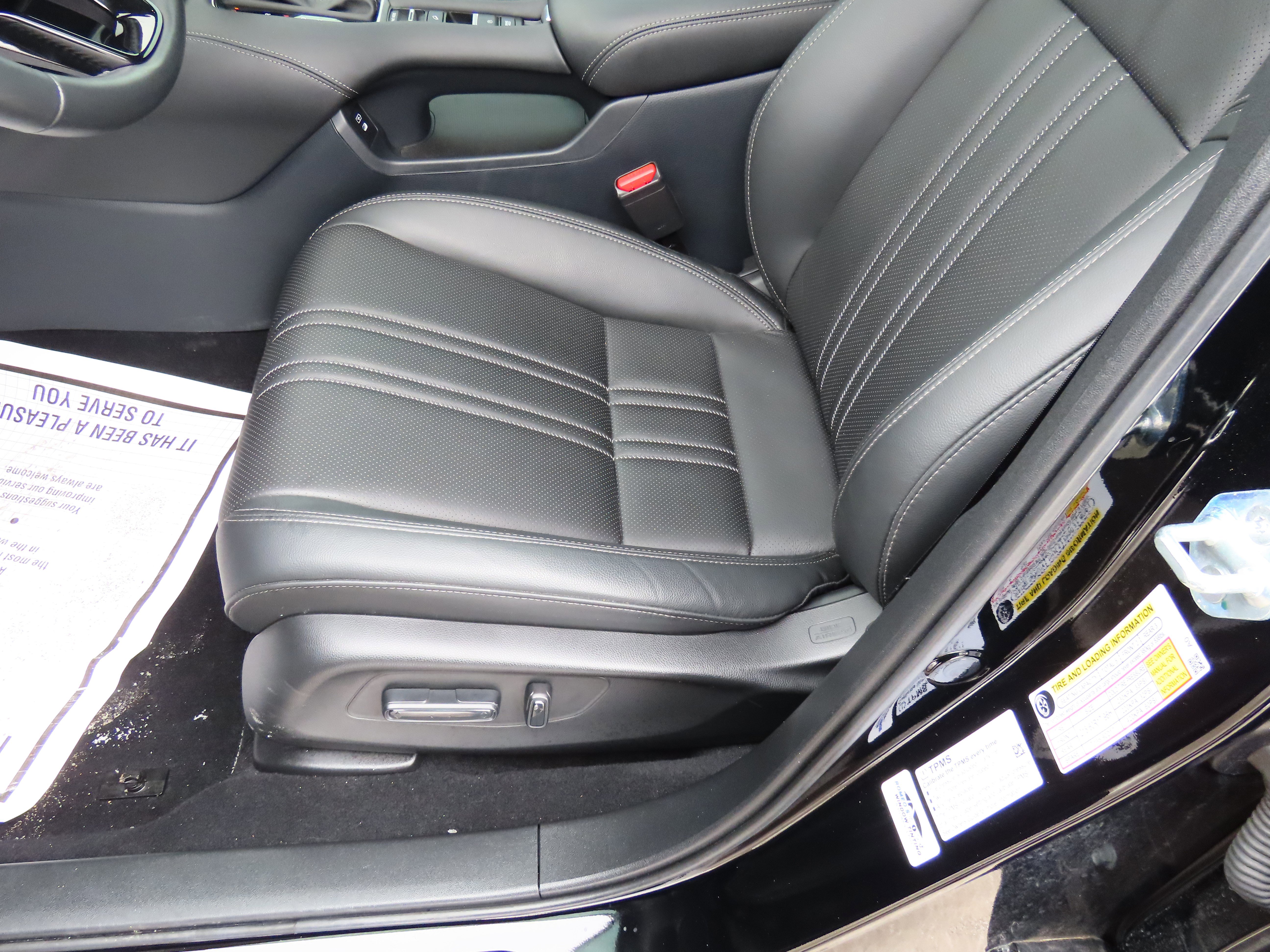 Used 2024 Honda HR-V EX-L image 36