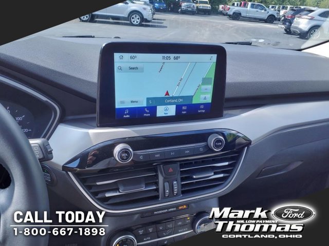 Used 2022 Ford Escape SE w/ Cold Weather Package image 17