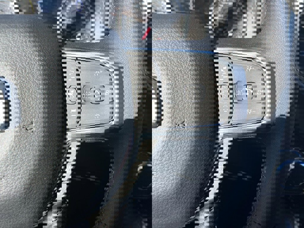 New 2026 RAM 1500 4x4 Crew Cab image 23