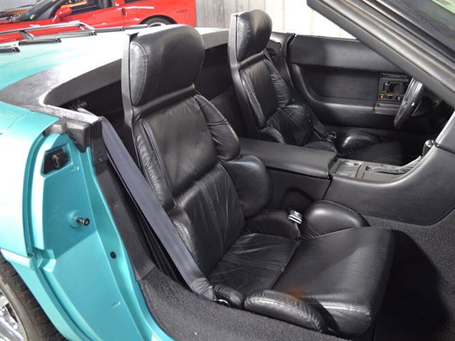 Used 1991 Chevrolet Corvette Convertible image 24