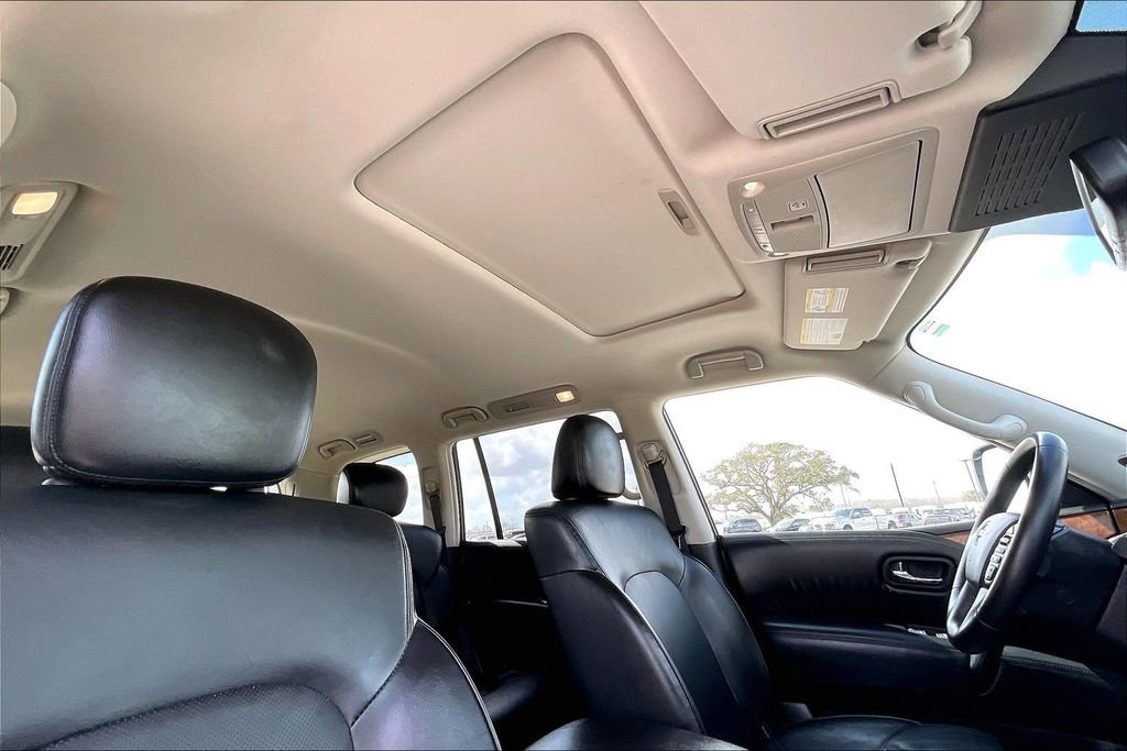 Used 2024 Nissan Armada SL w/ Captain's Chairs Package AWD/4WD image 28