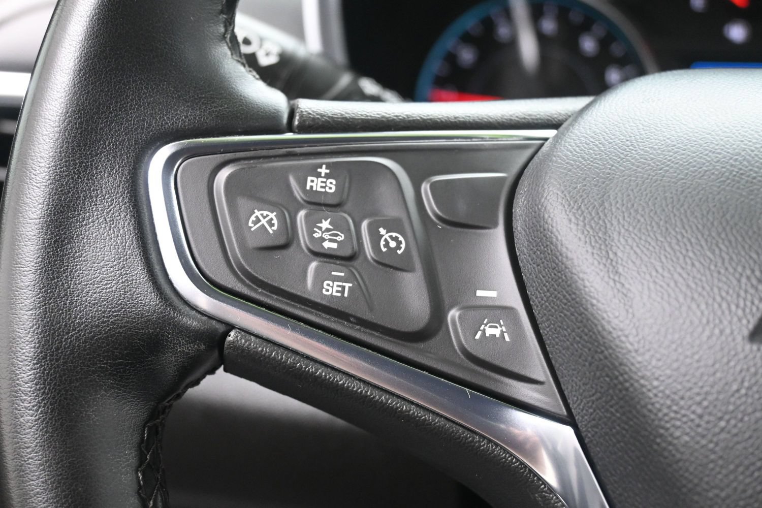 Used 2024 Chevrolet Equinox LT AWD/4WD image 20