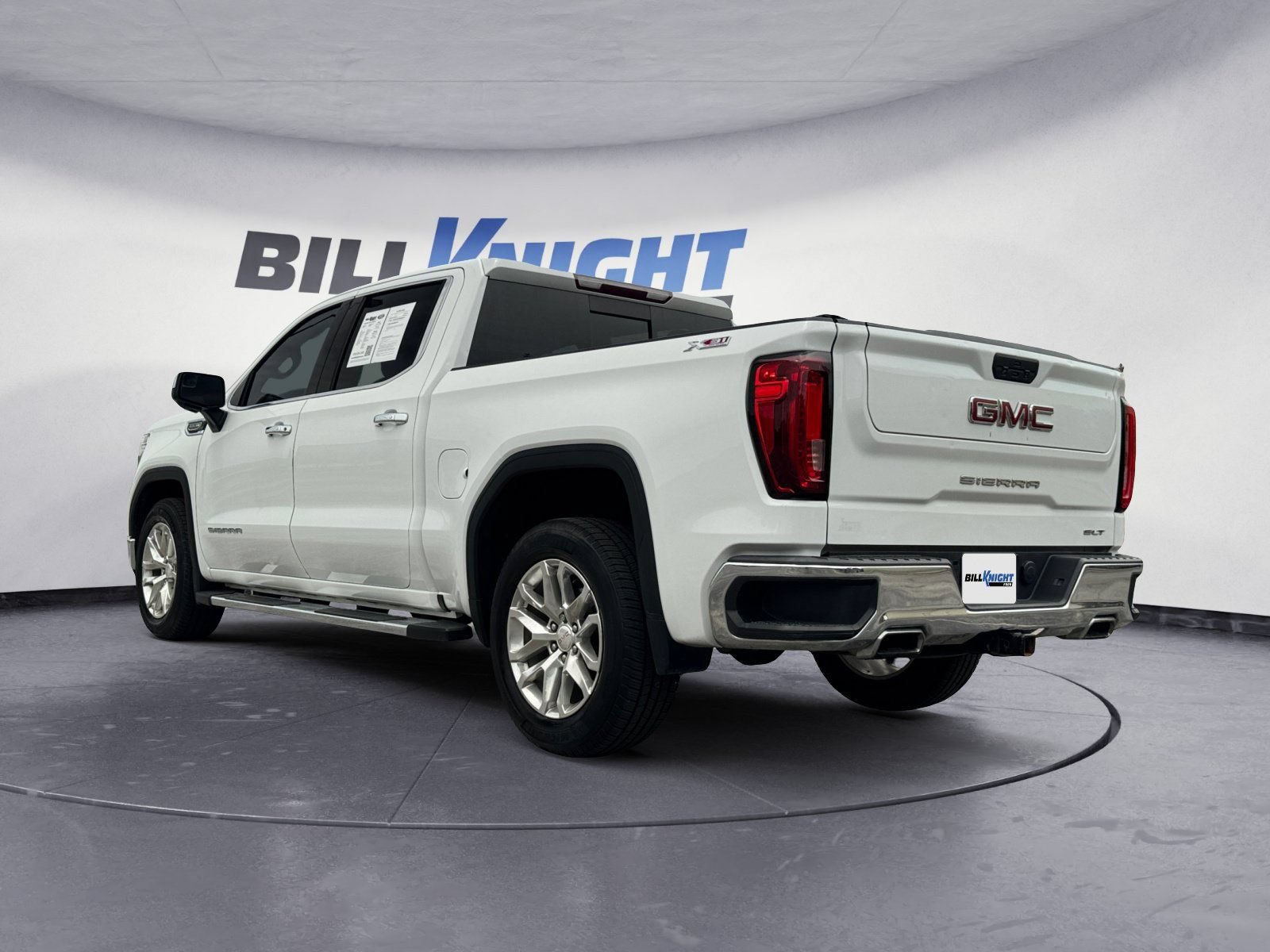 Used 2021 GMC Sierra 1500 SLT AWD/4WD image 3