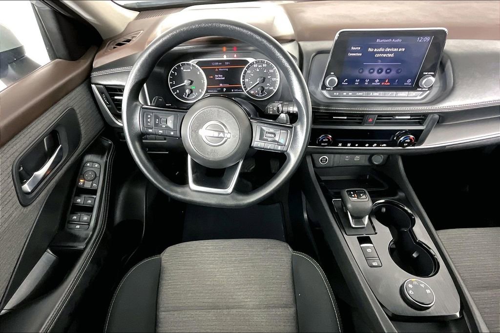 Certified 2023 Nissan Rogue SV image 6