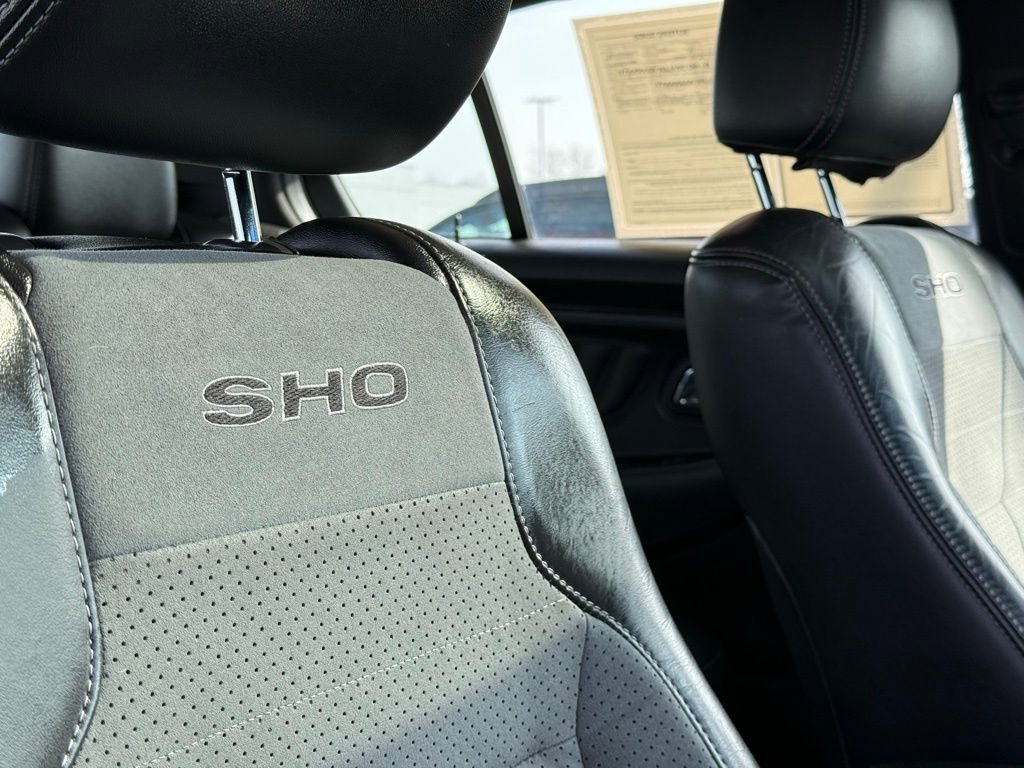 Used 2013 Ford Taurus SHO image 37