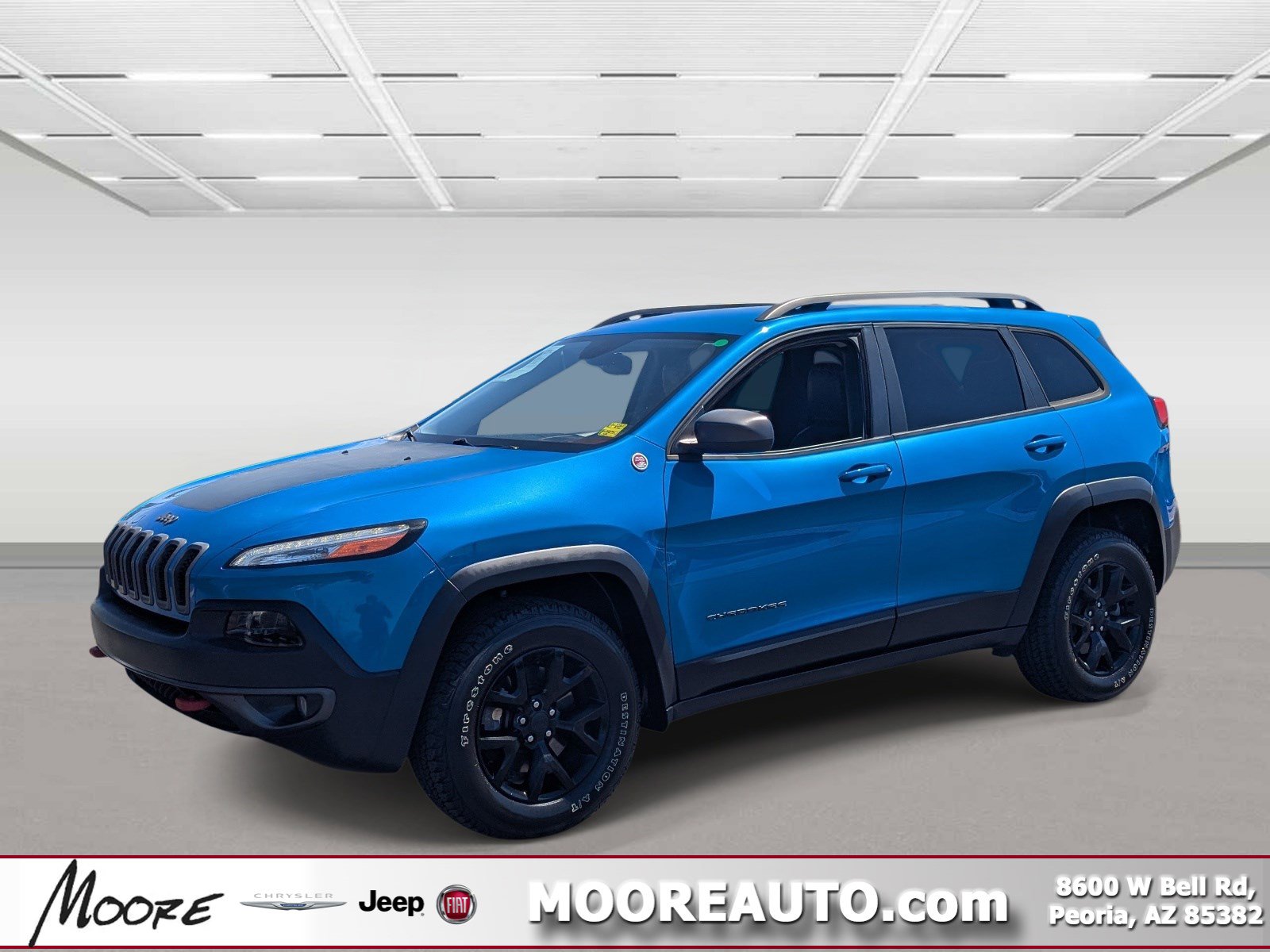 Used 2017 Jeep Cherokee Trailhawk w/ Cold Weather Group image 1