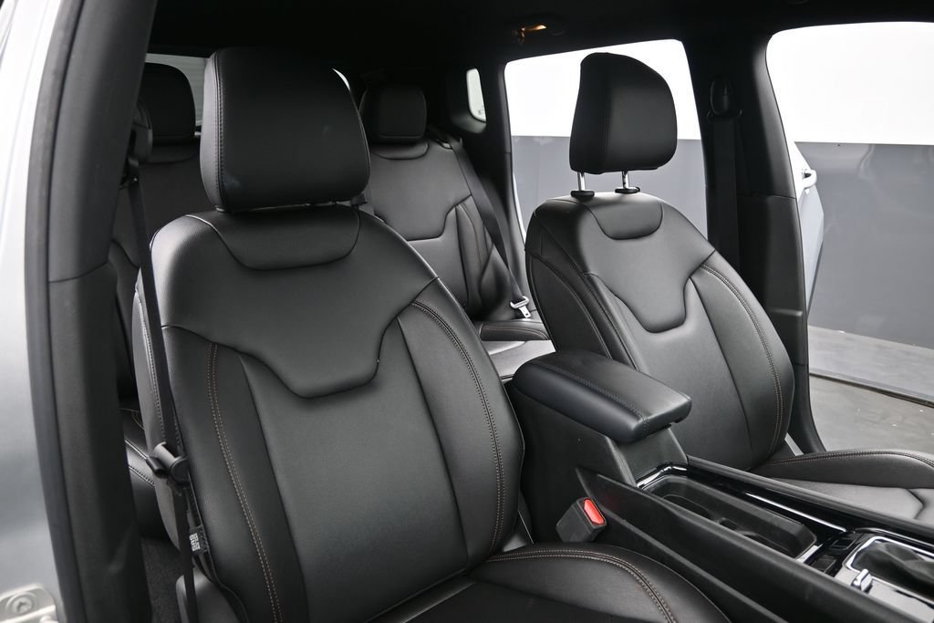 Used 2024 Jeep Compass Limited AWD/4WD image 23