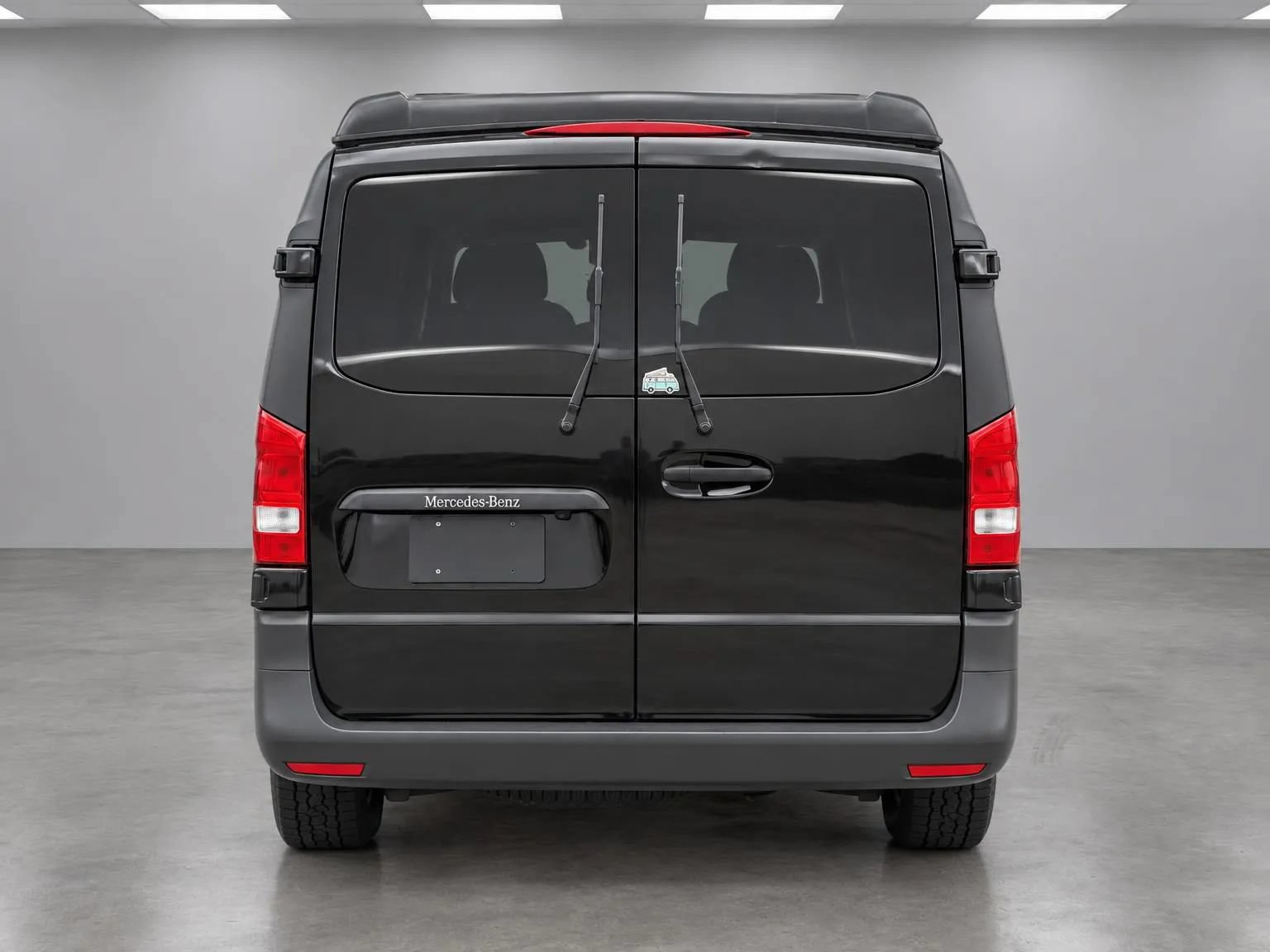 Used 2020 Mercedes-Benz Metris Passenger image 27