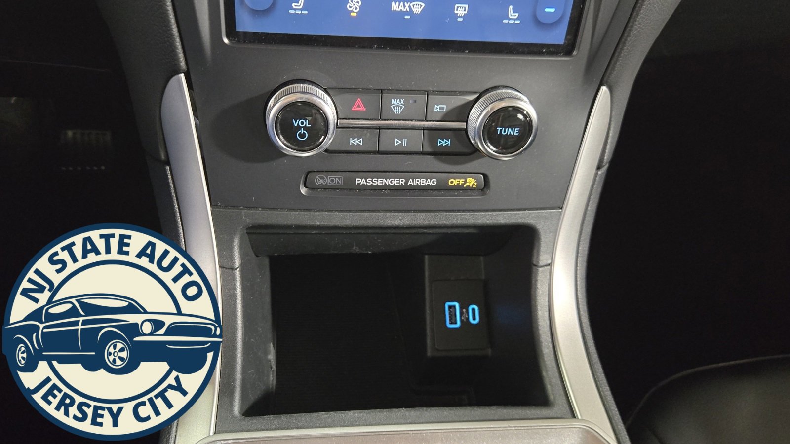 Used 2024 Ford Edge SEL image 14