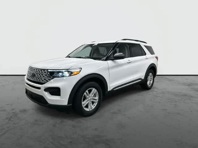 Used 2023 Ford Explorer XLT AWD/4WD image 8