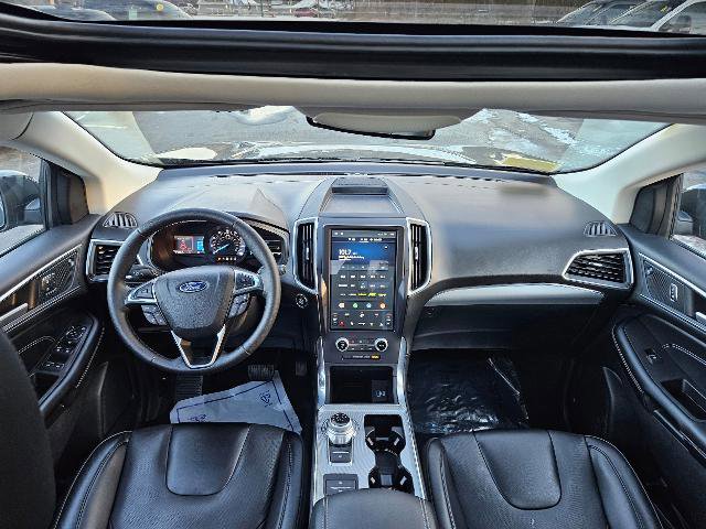 Certified 2022 Ford Edge Titanium w/ Equipment Group 301A image 12