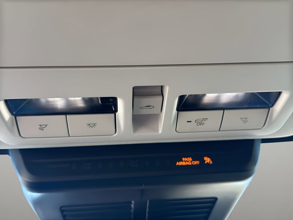 Used 2025 MAZDA CX-90 3.3 Turbo w/ Premium Sport Pkg image 25