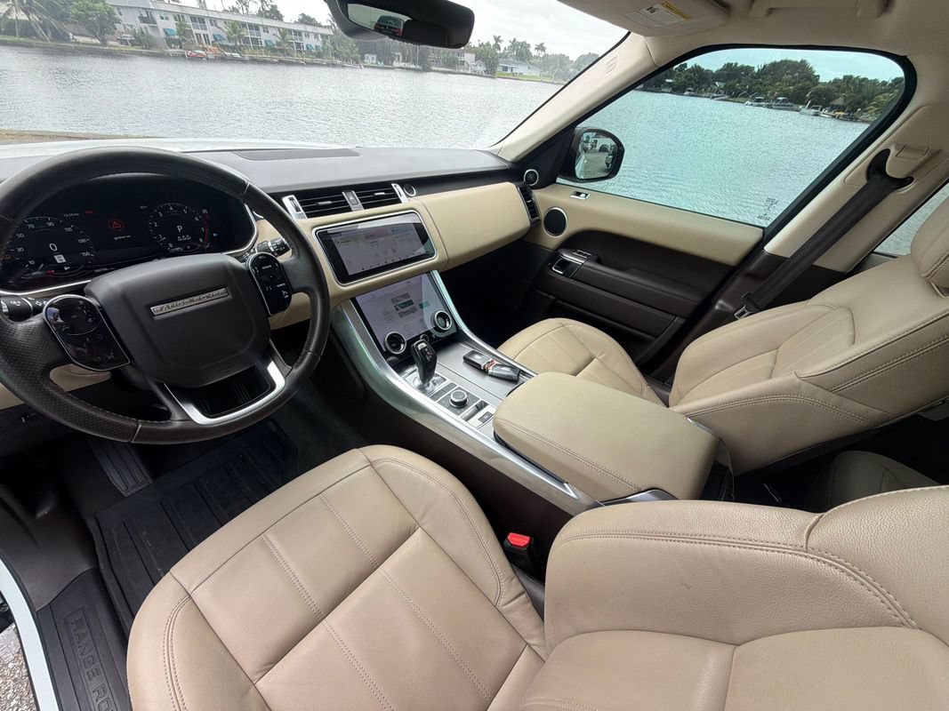 Used 2019 Land Rover Range Rover Sport SE AWD/4WD image 17