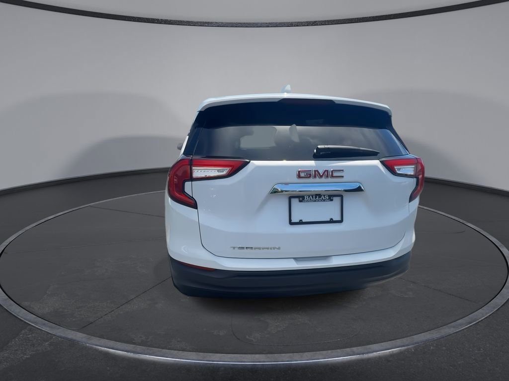 Used 2024 GMC Terrain SLE FWD image 7
