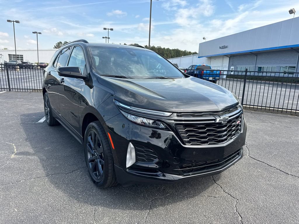 Used 2024 Chevrolet Equinox RS AWD/4WD image 4