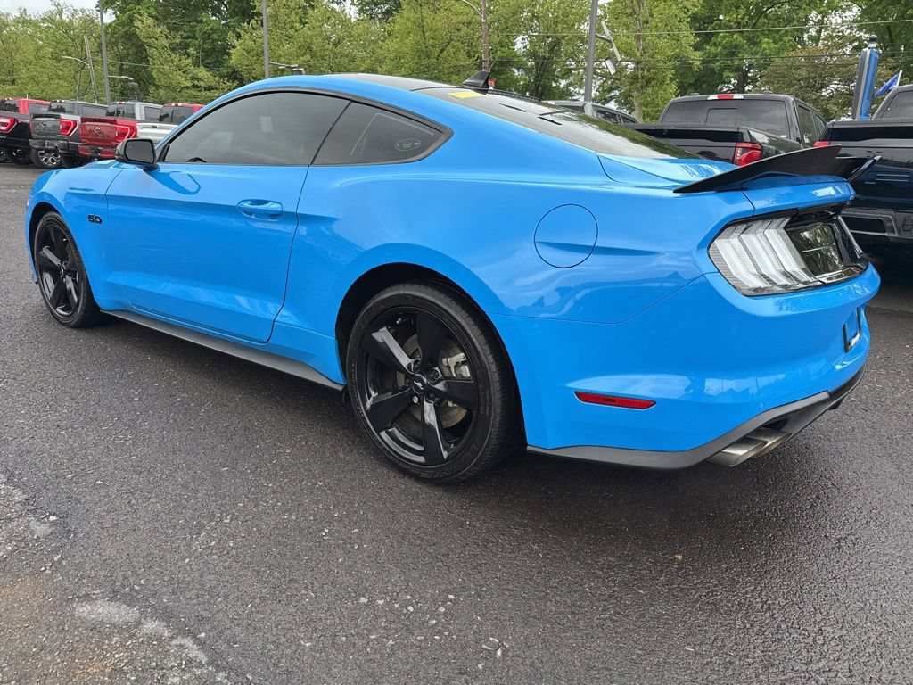 Used 2022 Ford Mustang GT Premium w/ Equipment Group 401A RWD image 7