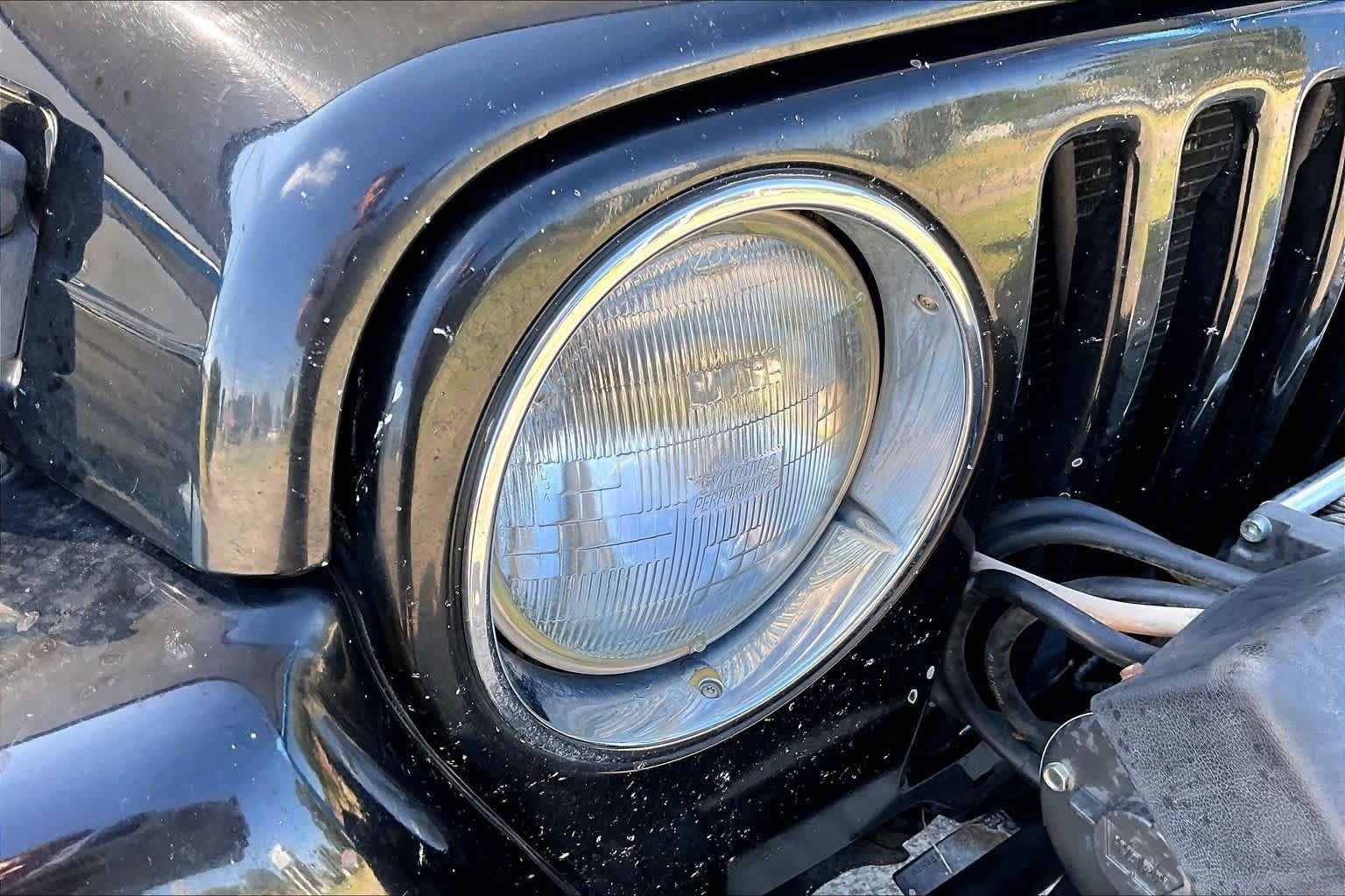 Used 2003 Jeep Wrangler X AWD/4WD image 27
