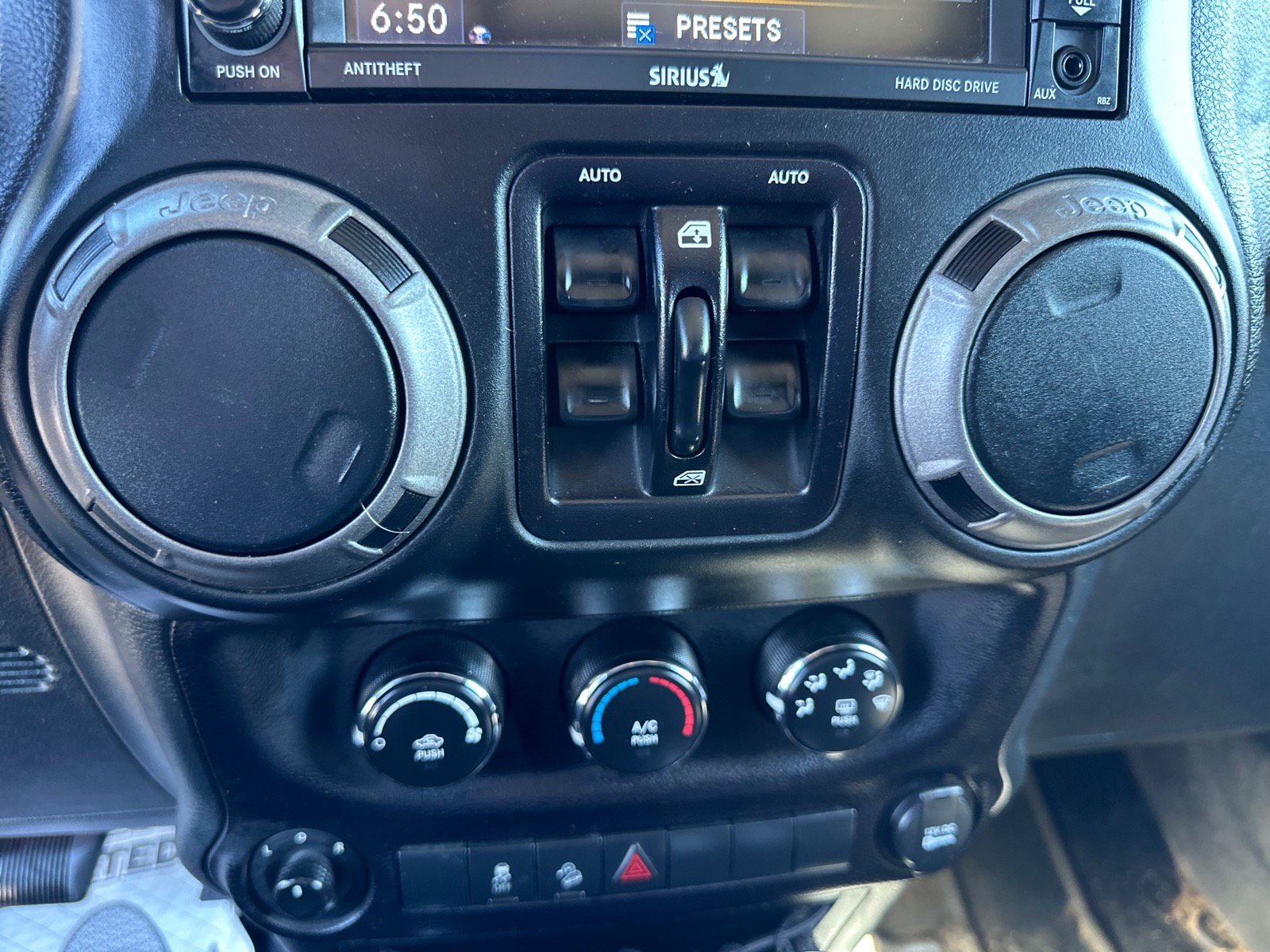 Used 2016 Jeep Wrangler Unlimited Sport w/ Quick Order Package 24S AWD/4WD image 22