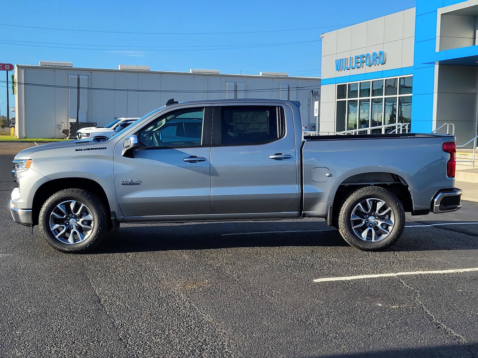 New 2026 Chevrolet Silverado 1500 LT w/ Texas Edition Plus RWD image 2