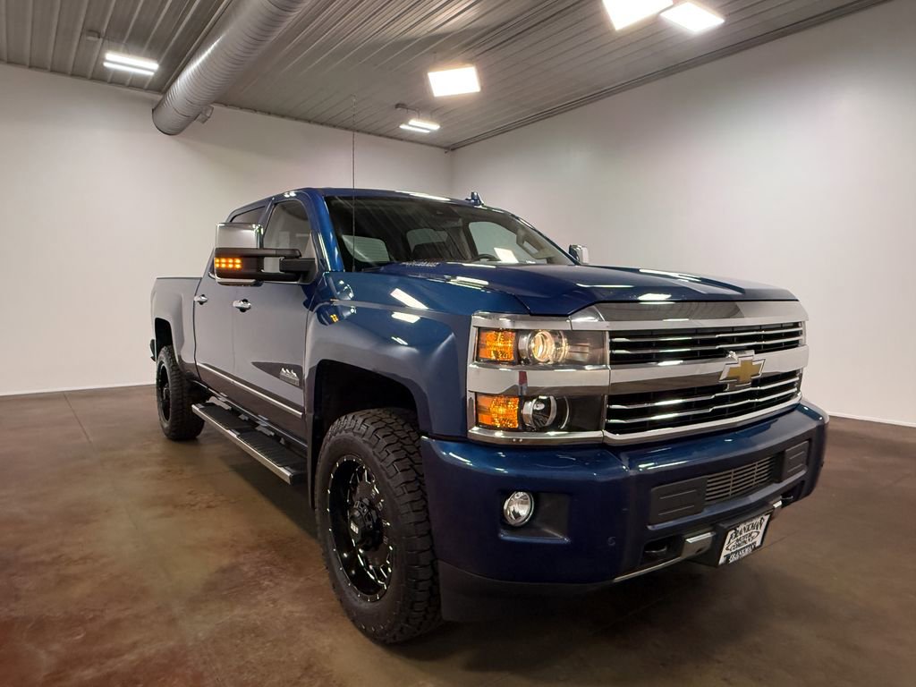 Used 2015 Chevrolet Silverado 2500 High Country w/ Duramax Plus Package image 31