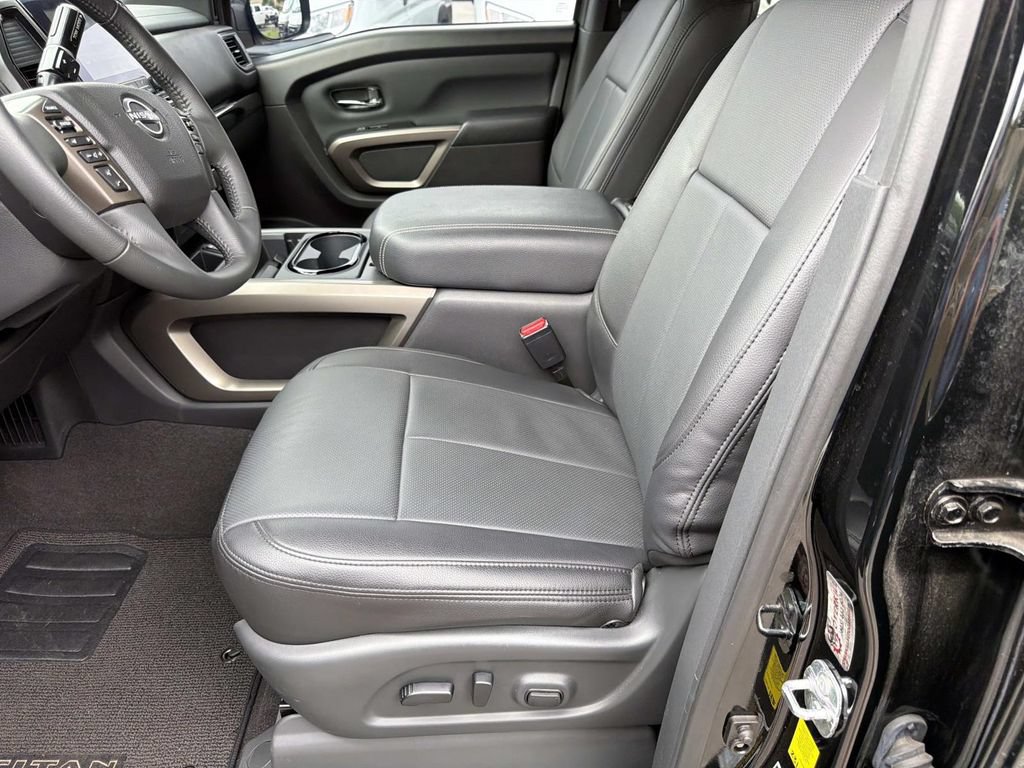 Used 2024 Nissan Titan SV w/ SV Bronze Edition Package RWD image 20