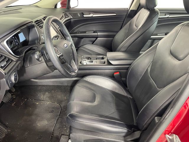 Used 2020 Ford Fusion Titanium AWD/4WD image 2