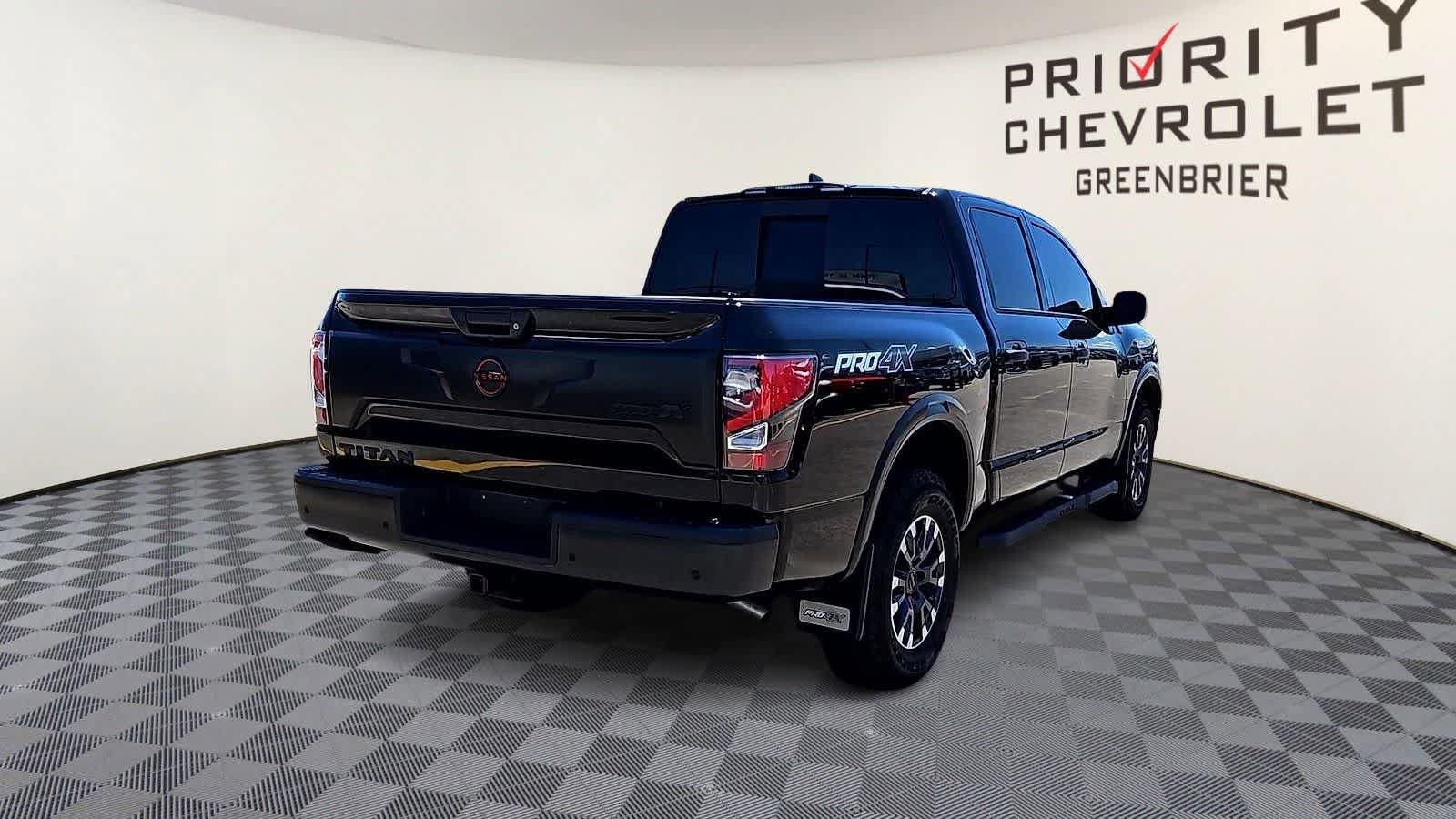 Used 2024 Nissan Titan PRO-4X w/ Off Road Protection Package AWD/4WD image 8