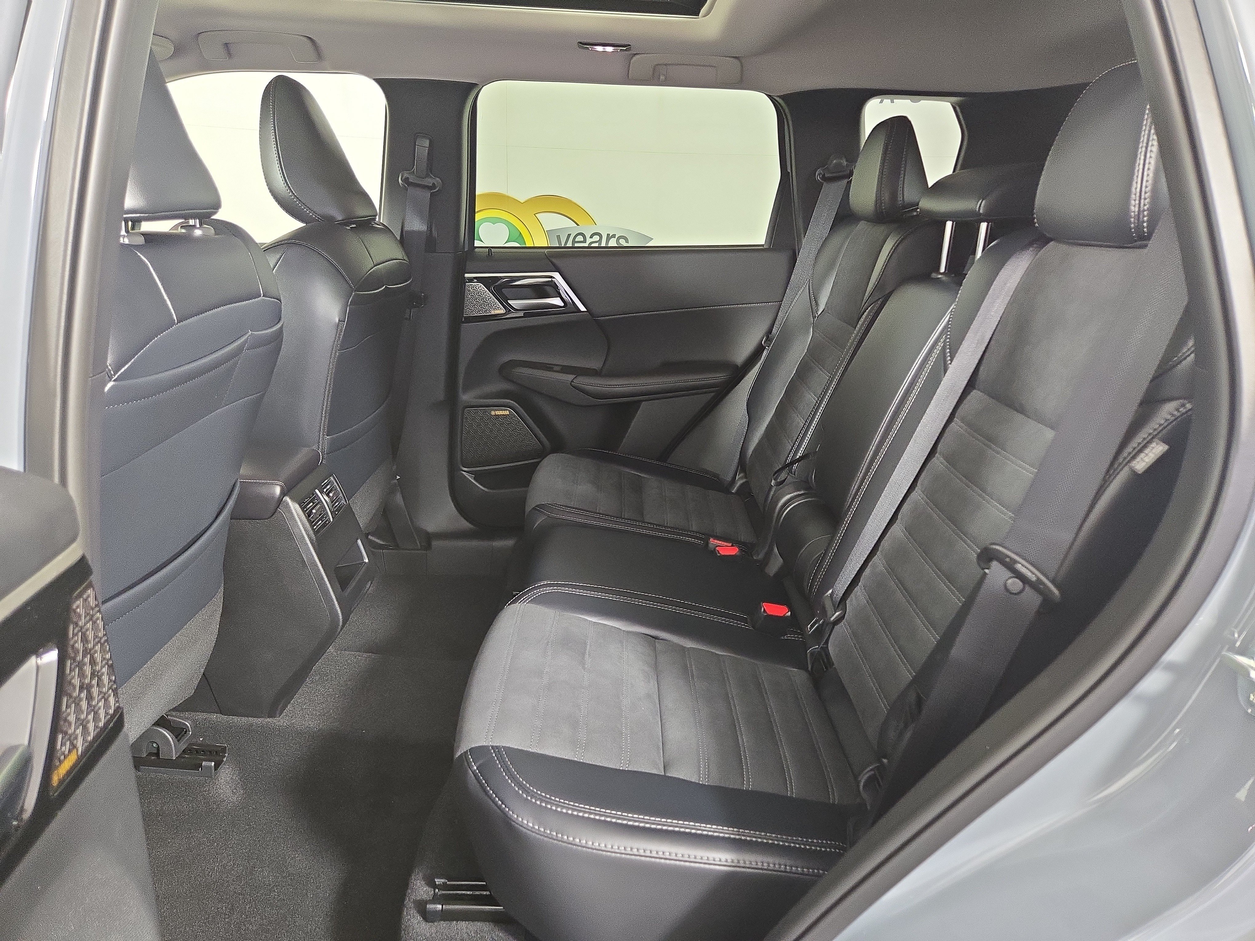 New 2026 Mitsubishi Outlander SE AWD/4WD image 11