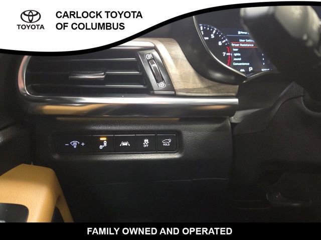 Used 2022 Kia Telluride SX w/ Towing Package FWD image 25