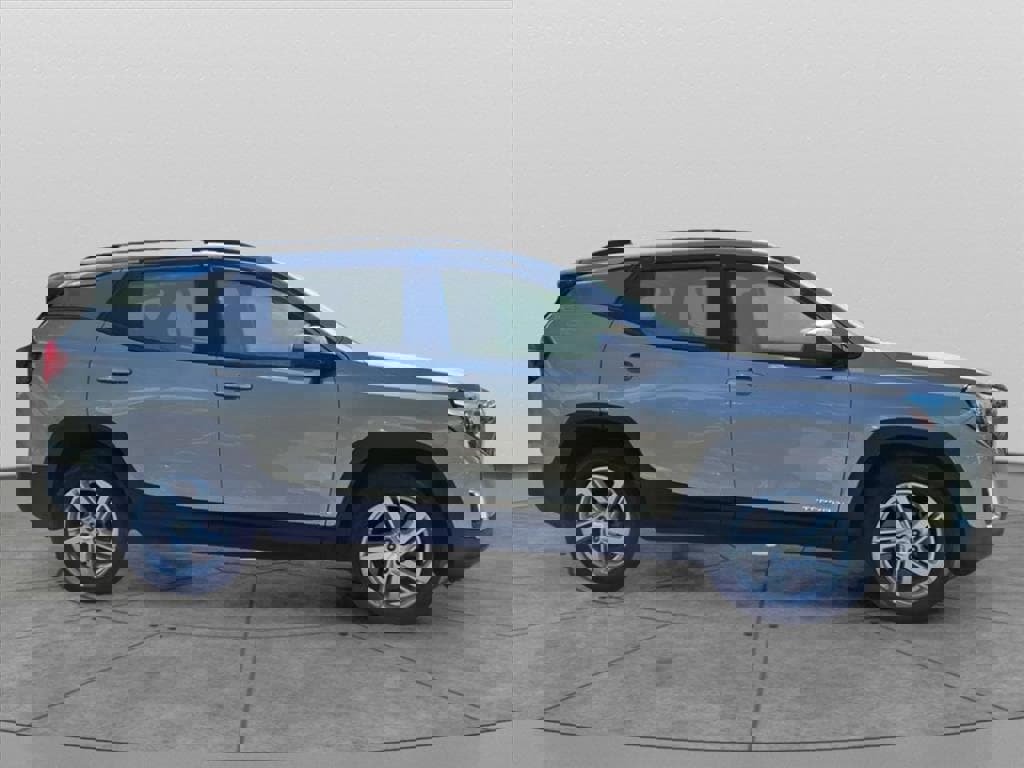 Used 2018 GMC Terrain SLE w/ Driver Convenience Package image 4