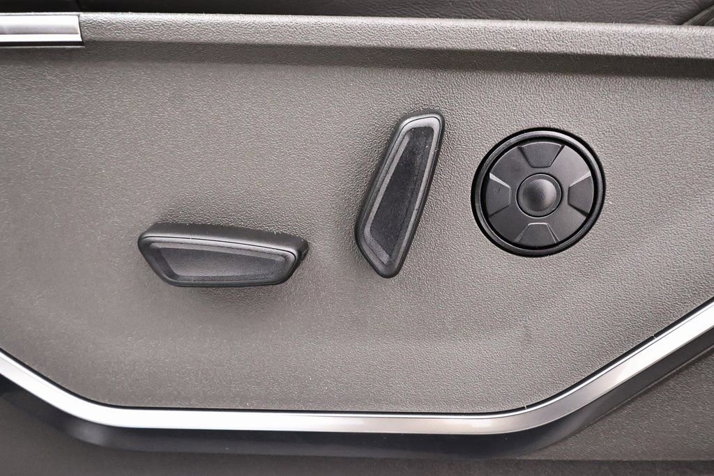 New 2026 Ford F350 Platinum w/ Platinum Plus Package image 13
