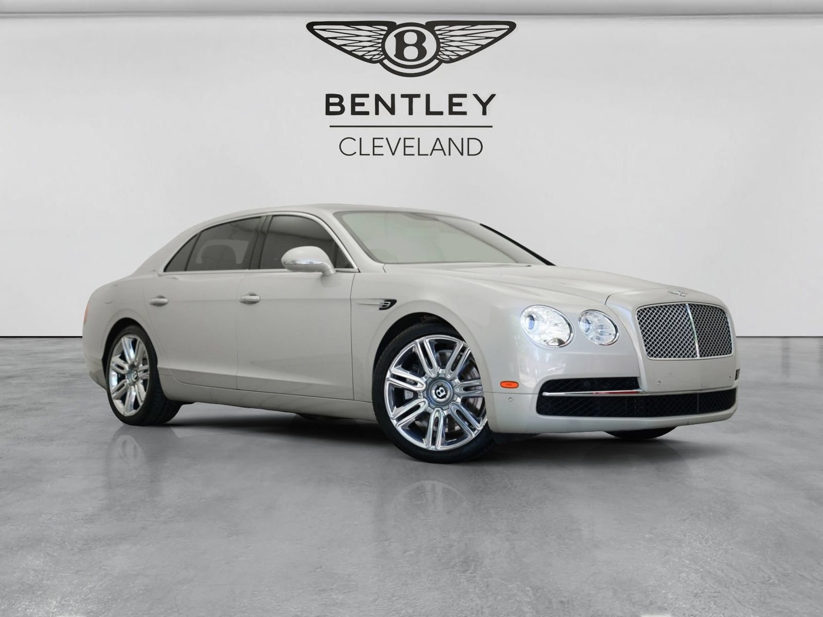 Used 2017 Bentley Flying Spur W12 AWD/4WD image 1