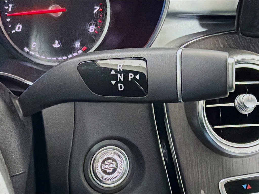 Used 2019 Mercedes-Benz C 300 4MATIC Sedan image 19