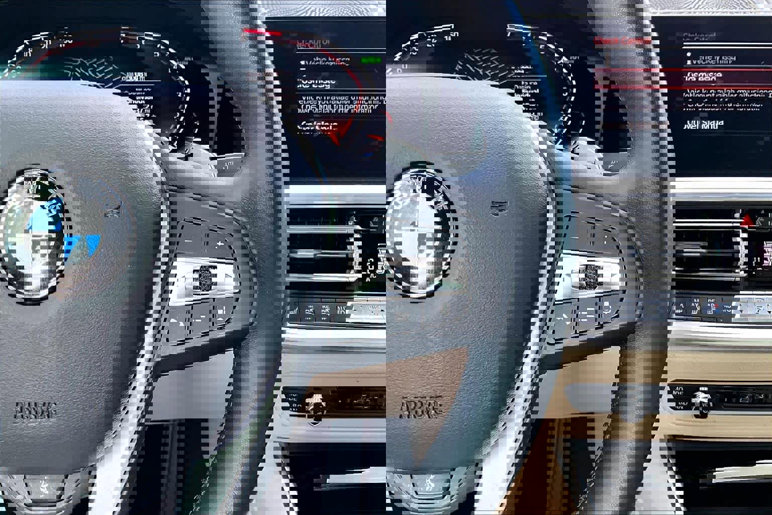 Used 2021 BMW 330i Sedan w/ Premium Package image 44