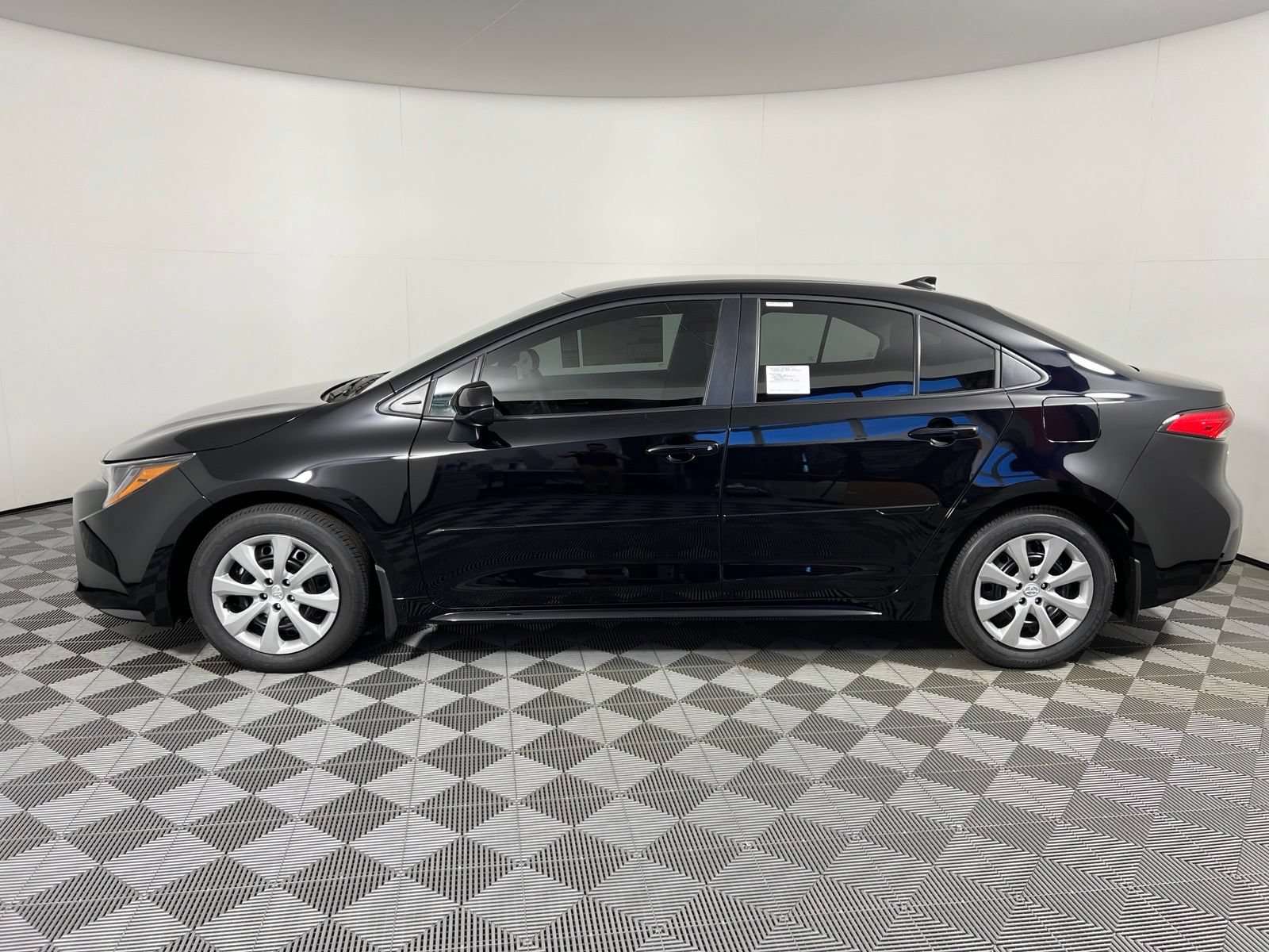 New 2026 Toyota Corolla LE FWD image 8