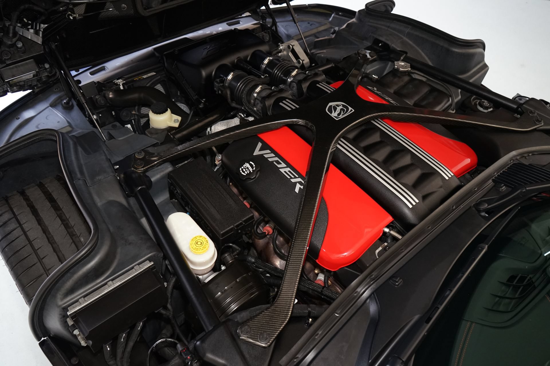 Used 2014 SRT Viper SRT-10 RWD image 27