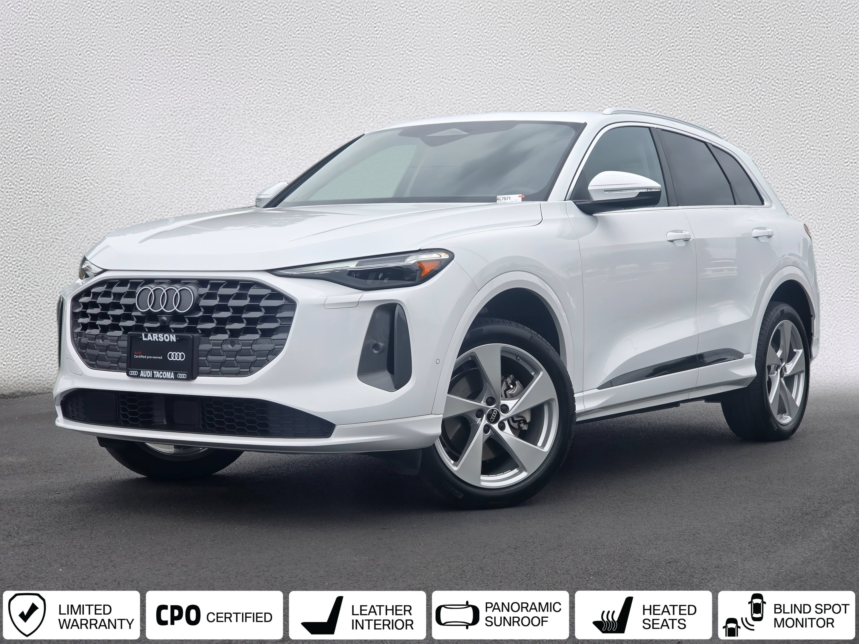 Certified 2025 Audi Q5 Premium w/ Premium Plus