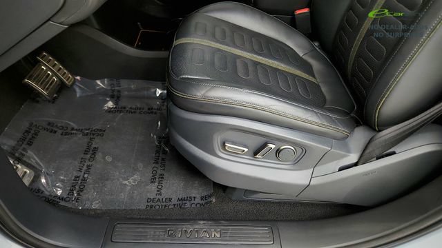 Used 2022 Rivian R1T Adventure AWD/4WD image 50