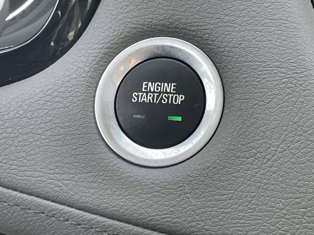 Used 2021 Cadillac XT5 Premium Luxury image 30