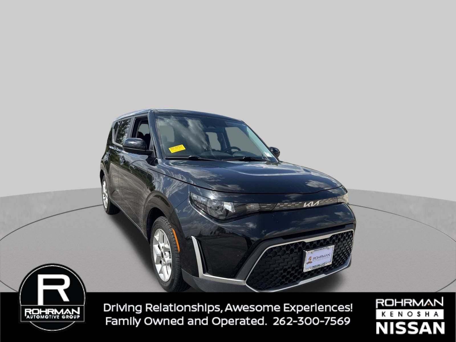 Used 2023 Kia Soul LX w/ Option Group 015 FWD image 3