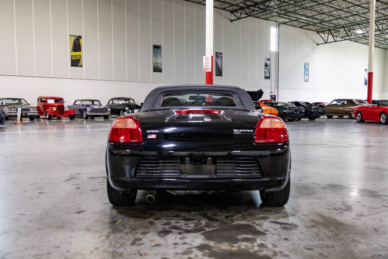 Used 2000 Toyota MR2 RWD image 21