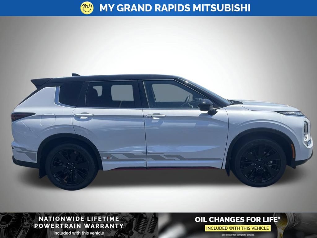 New 2026 Mitsubishi Outlander AWD image 6