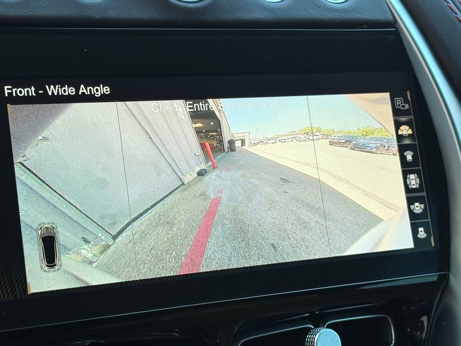 Used 2021 Aston Martin DBX image 30