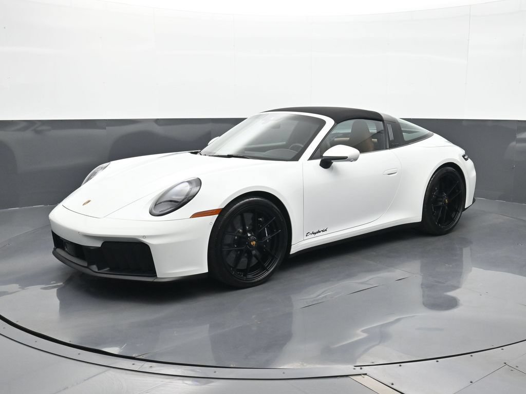 Certified 2026 Porsche 911 Targa 4 GTS AWD/4WD image 1