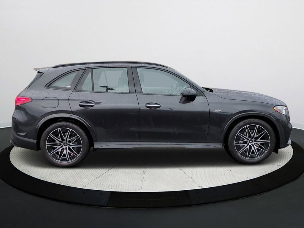 Used 2024 Mercedes-Benz GLC 43 AMG 4MATIC image 2