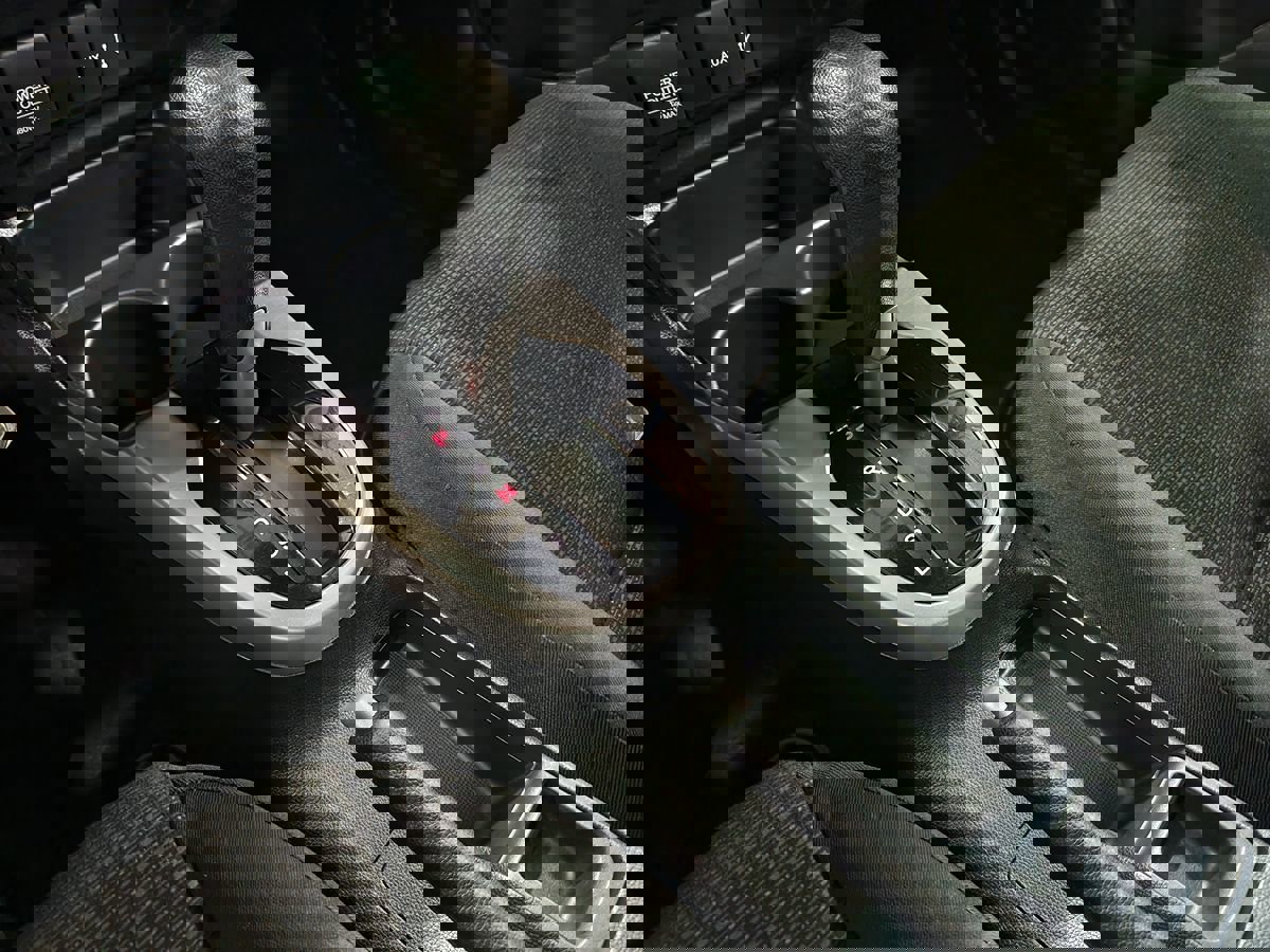 Used 2015 Honda Fit LX image 39