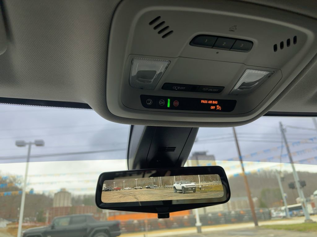 Used 2020 Chevrolet Traverse RS image 26