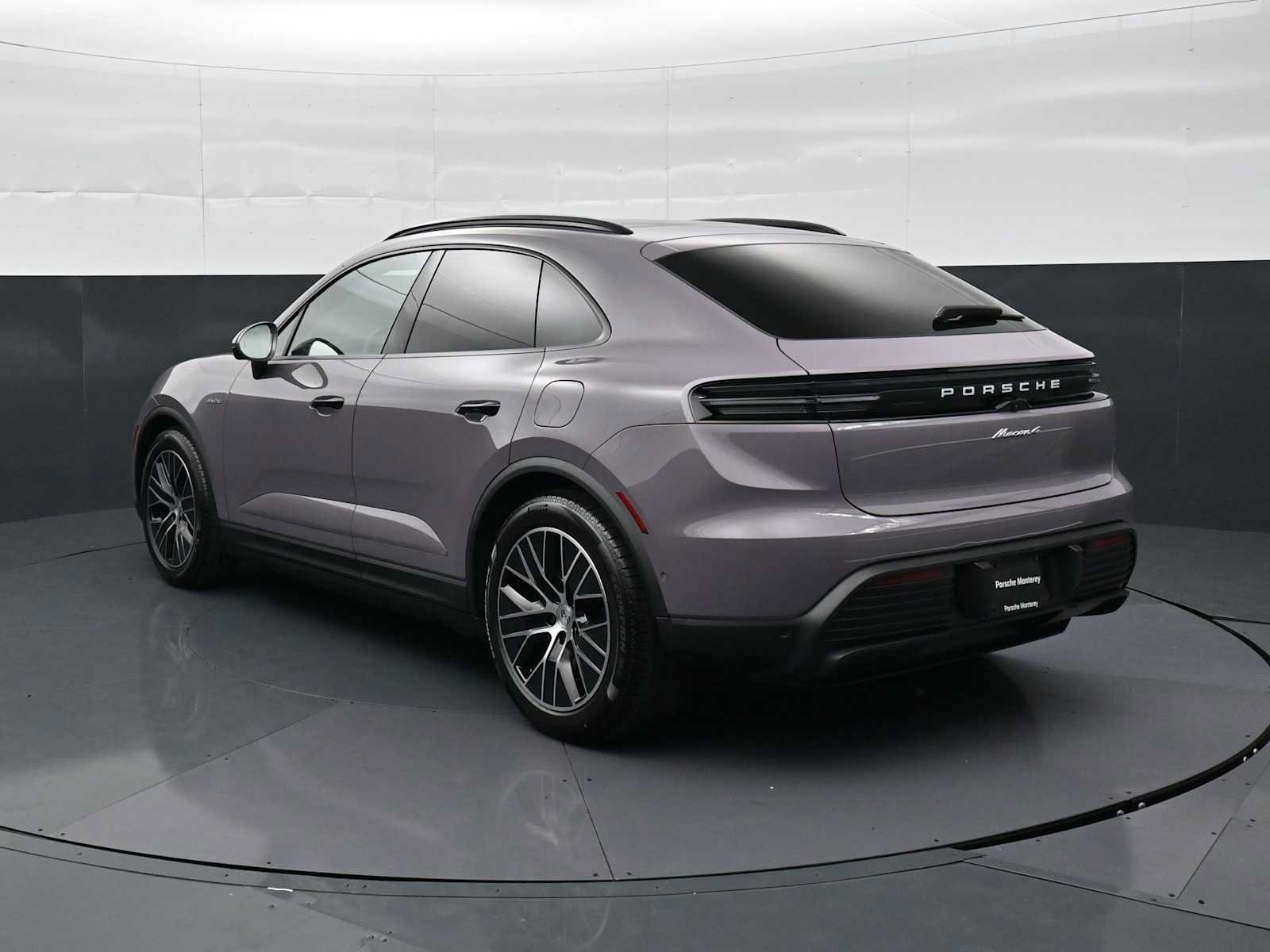 New 2026 Porsche Macan 4 Electric AWD/4WD image 3