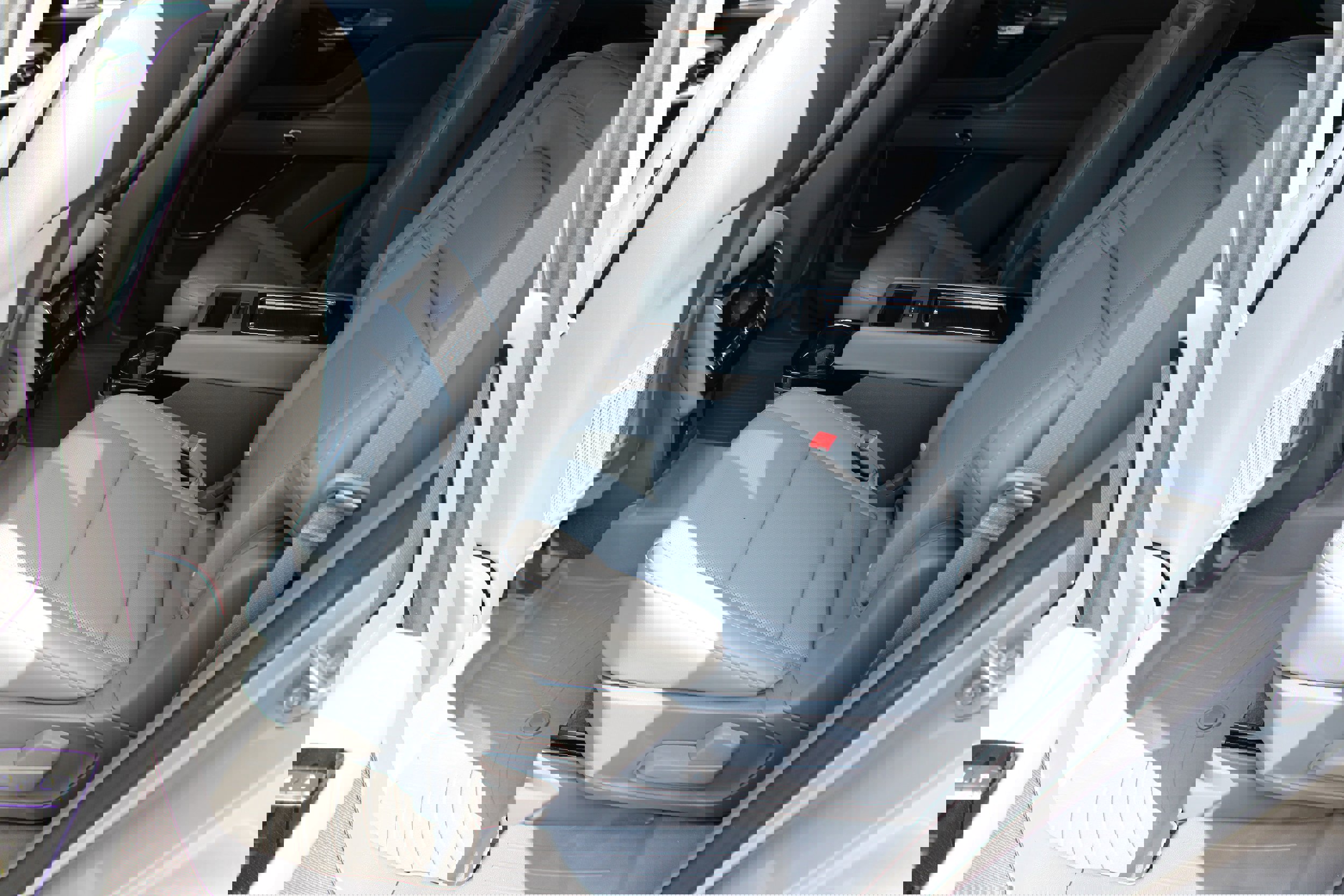 Used 2021 Lincoln Aviator Reserve w/ Equipment Group 201A image 13